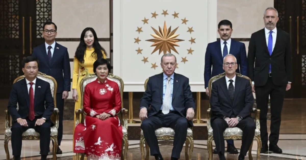 5 ülkenin büyükelçisinden Cumhurbaşkanı Erdoğan’a güven mektubu