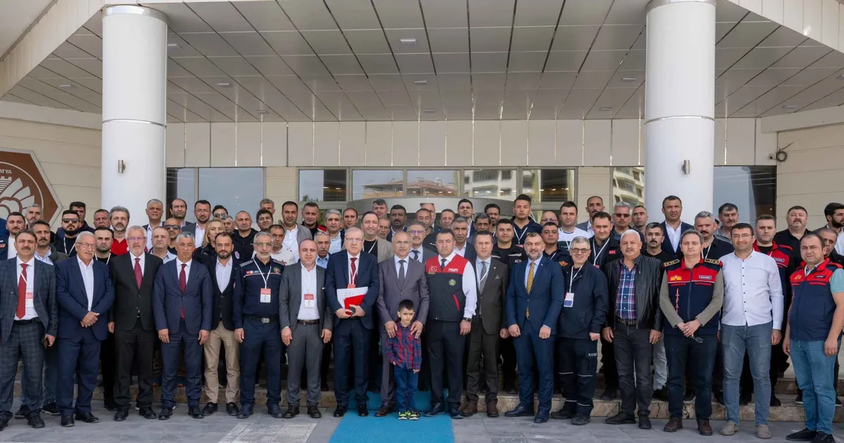 81 ilin itfaiyecileri Malatya’da toplandı