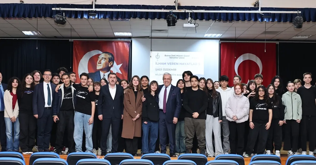 Başkan Özdemir’den liselilere ‘umutlarınızı bırakmayın’ mesajı