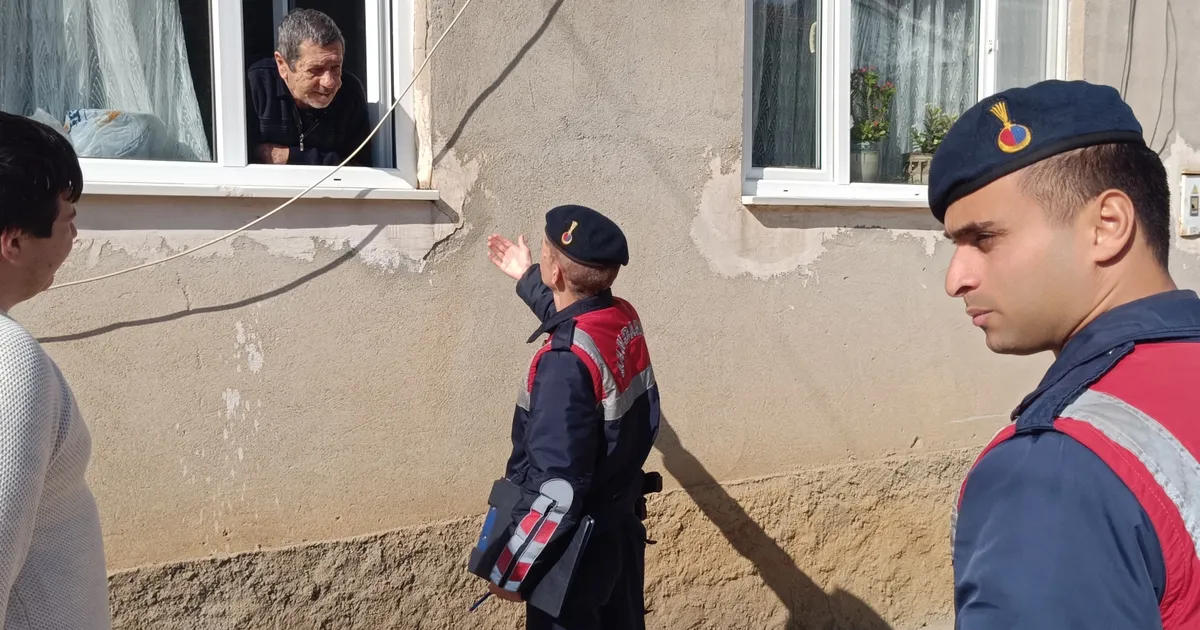 Bilecik Pazaryeri’nde Jandarma’dan kapı kapı uyarı!