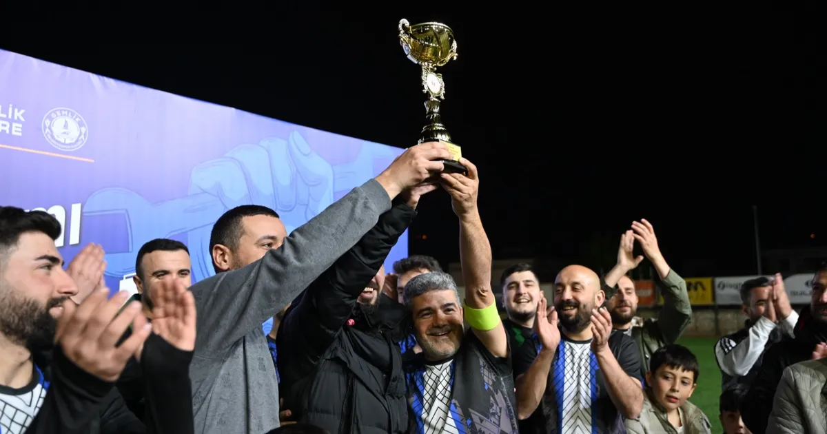 Bursa Gemlik’te Emek Turnuvası’nın şampiyonu Çimtaş oldu
