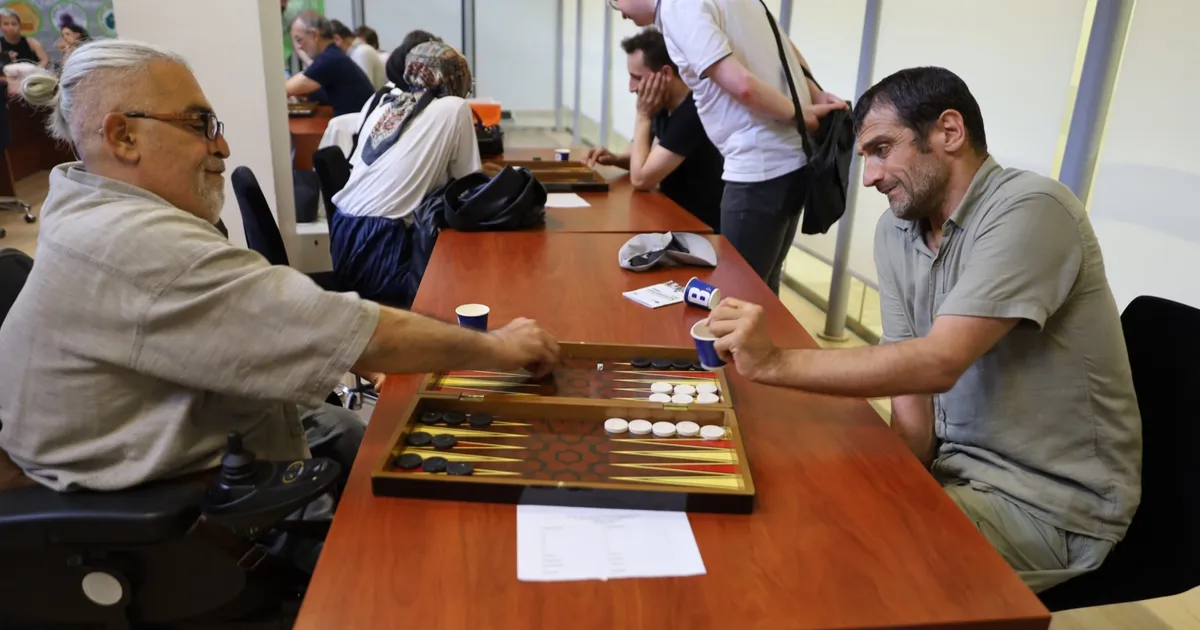 Bursa’da zarlar eşitlik için atıldı