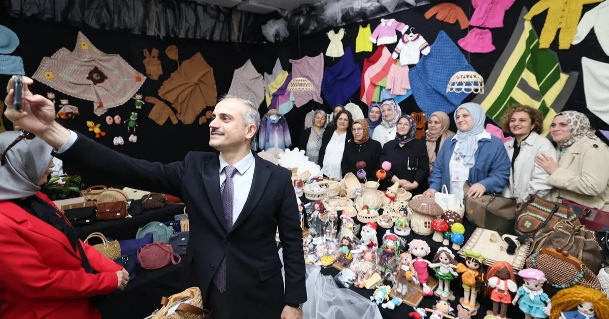 Çayırova’da el emeği, göz nuru eserler görücüye çıktı
