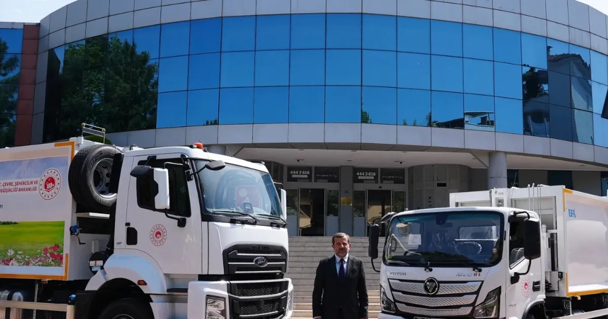 Çevre Bakanlığı’ndan Gürsu’ya hibe araç desteği