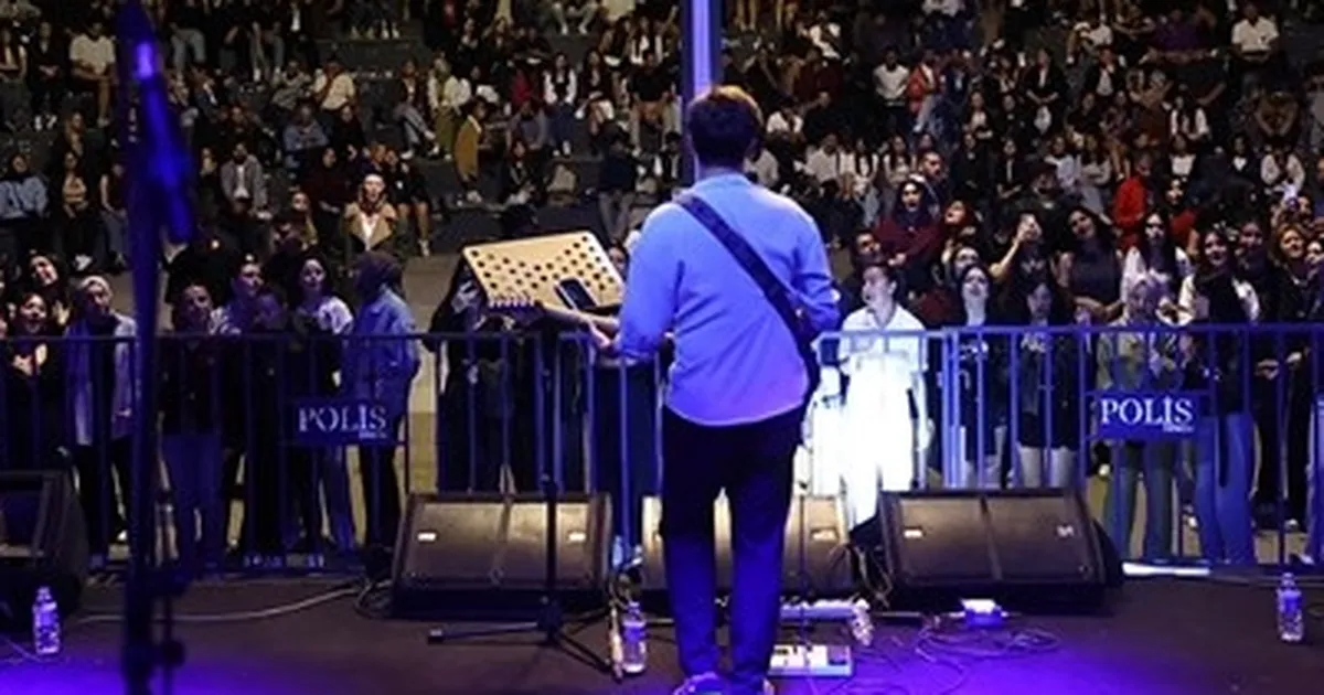 ​​​​​​​Denizli’de gençlik konserleri ile bayram coşkusu