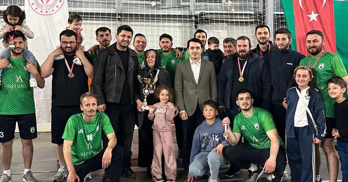 Düzce Yığılca’da kurumlar arası voleybolda ahde vefa