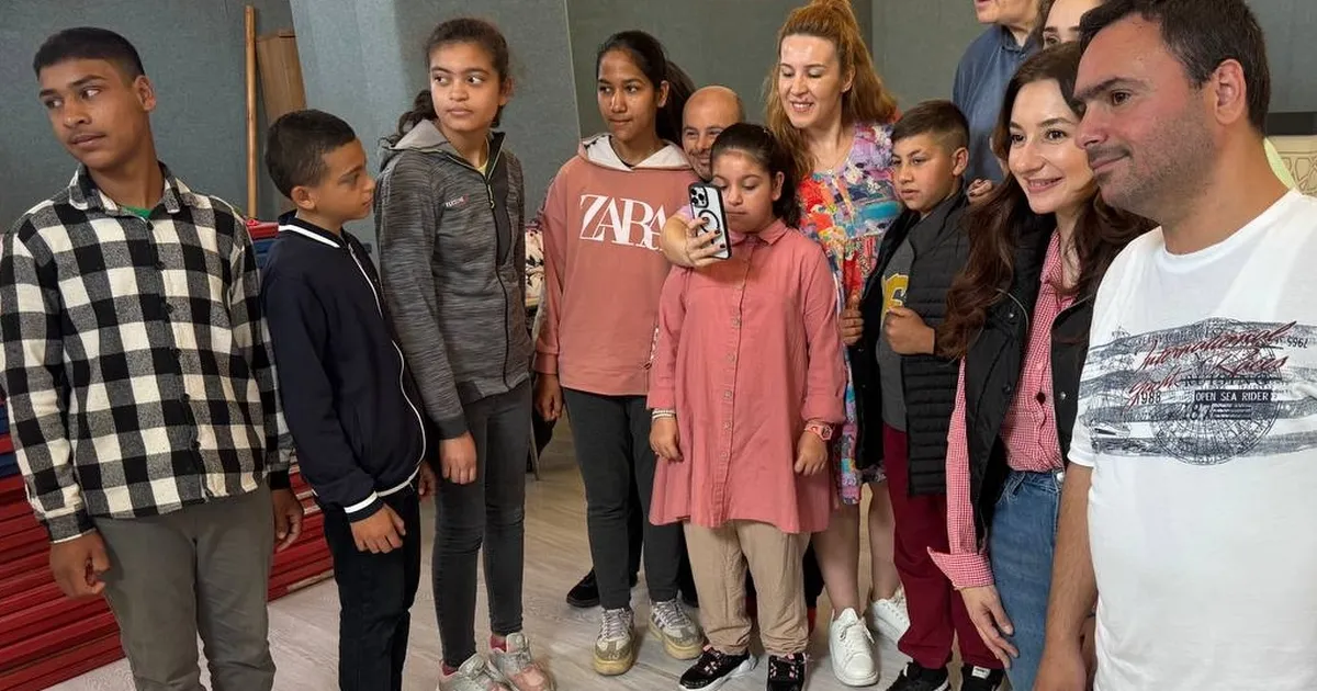 Engelsiz hobi atölyelerinde özel öğrenciler arkadaşlıklarını pekiştiriyor