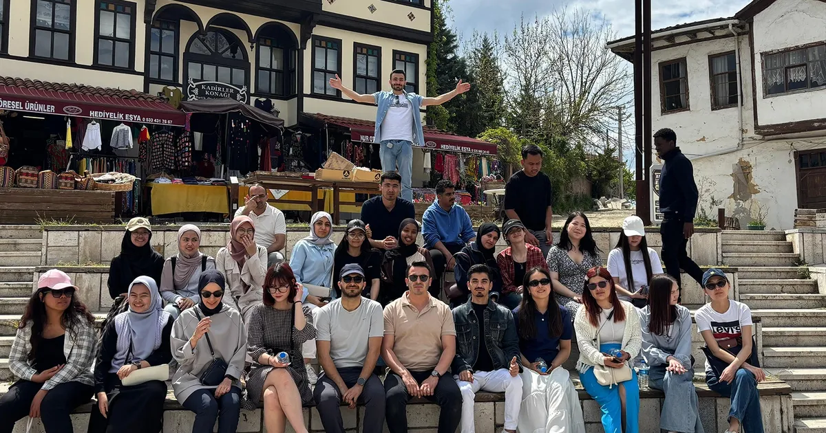 Gençler, Sakarya’yı Büyükşehir’le keşfetti