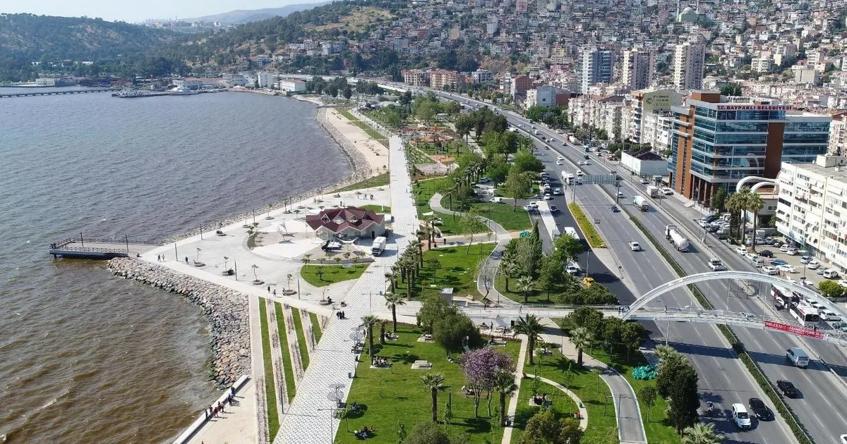 İzmir’de afet toplanma alanlarına mercek!