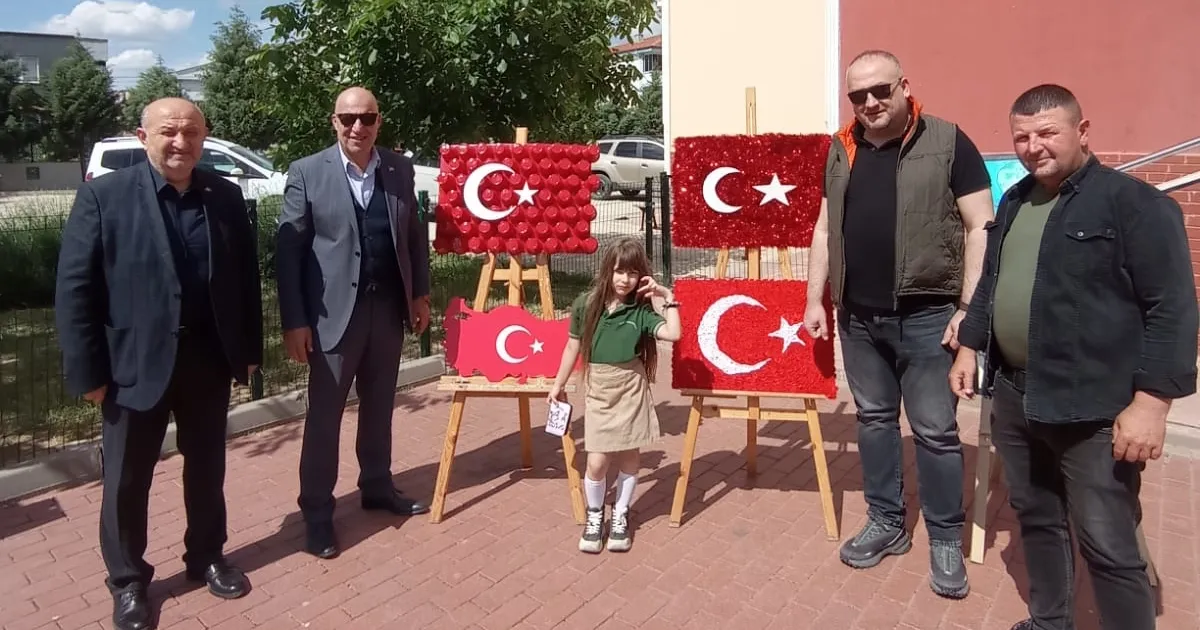Keşan Raşit Efendi İlkokulu’nda kermes ve resim sergisi coşkusu