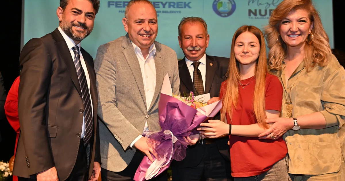 Manisa Salihli’de şiire açılan pencere yeniden aralandı