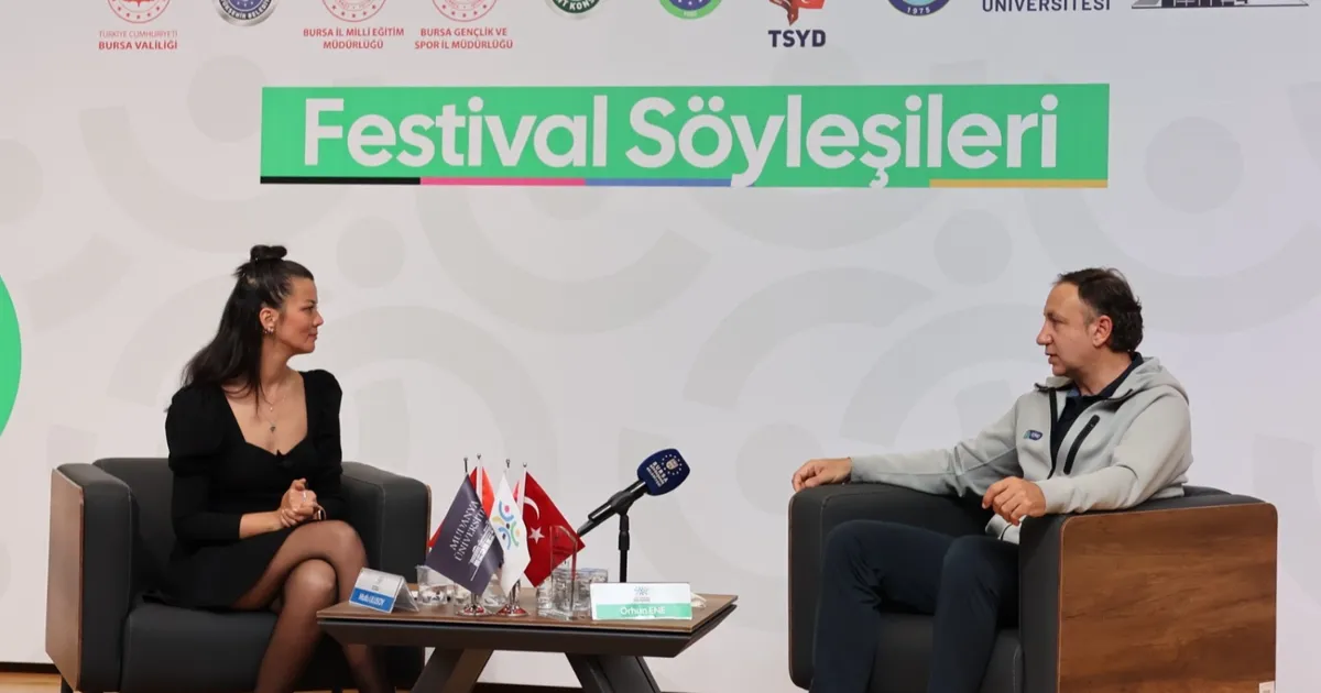 Orhun Ene spor söyleşı̇lerı̇’nde gençlerle buluştu