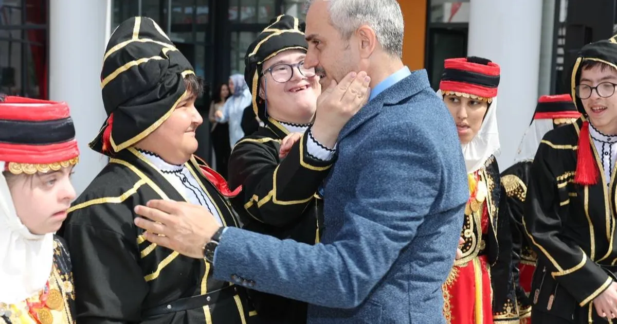 Özel bireylerden, Çayırova’da en özel program