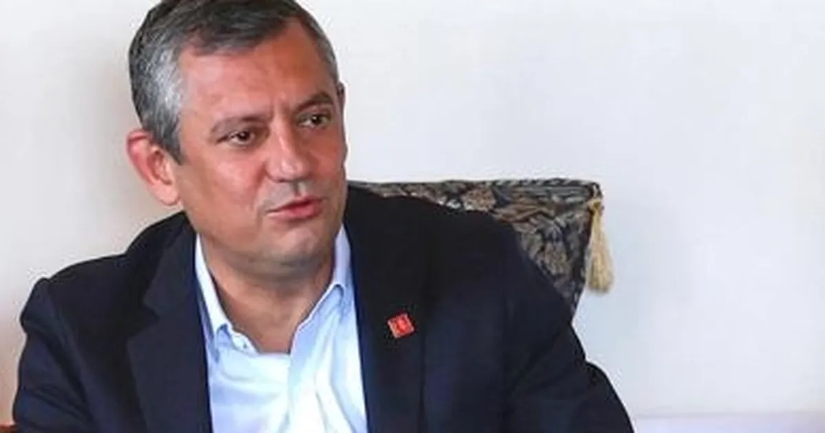 Özgür Özel’den saldırı sonrası ilk mesaj: Fırtınadan sağ salim geçeceğiz