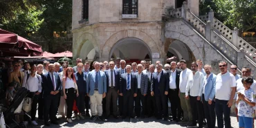Bursa'da turizm hamlesi... Hanlar Bölgesi dünyaya açılacak... Turizmin geleceğini birlikte şekillendireceğiz