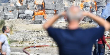 İzmir İtfaiyesi'nin yangınlarla mücadelesi sürüyor