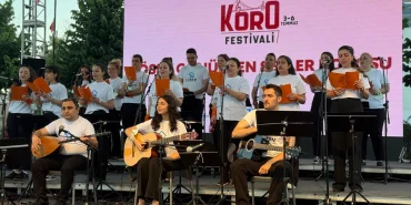 LÖSEV gönüllüleri İBB Korolar Festivali'nde