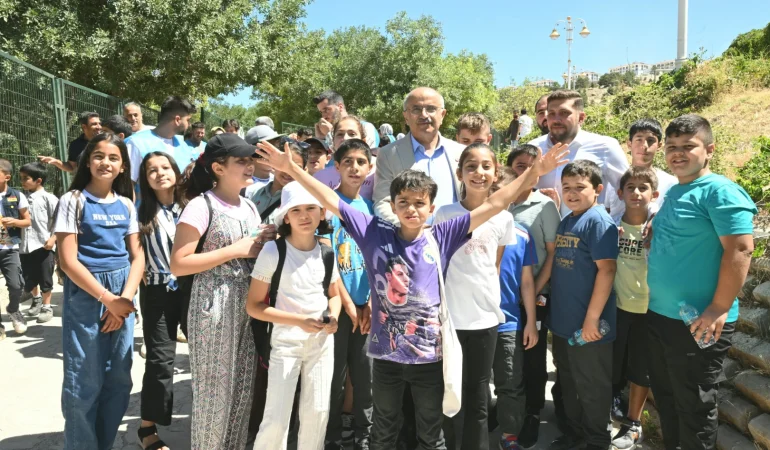 Malatya'da öğrencilerin “Yaz Seninle Güzel” programı keyfi