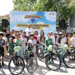 Konya'da 'Güle oynaya camiye gel' sevindirdi